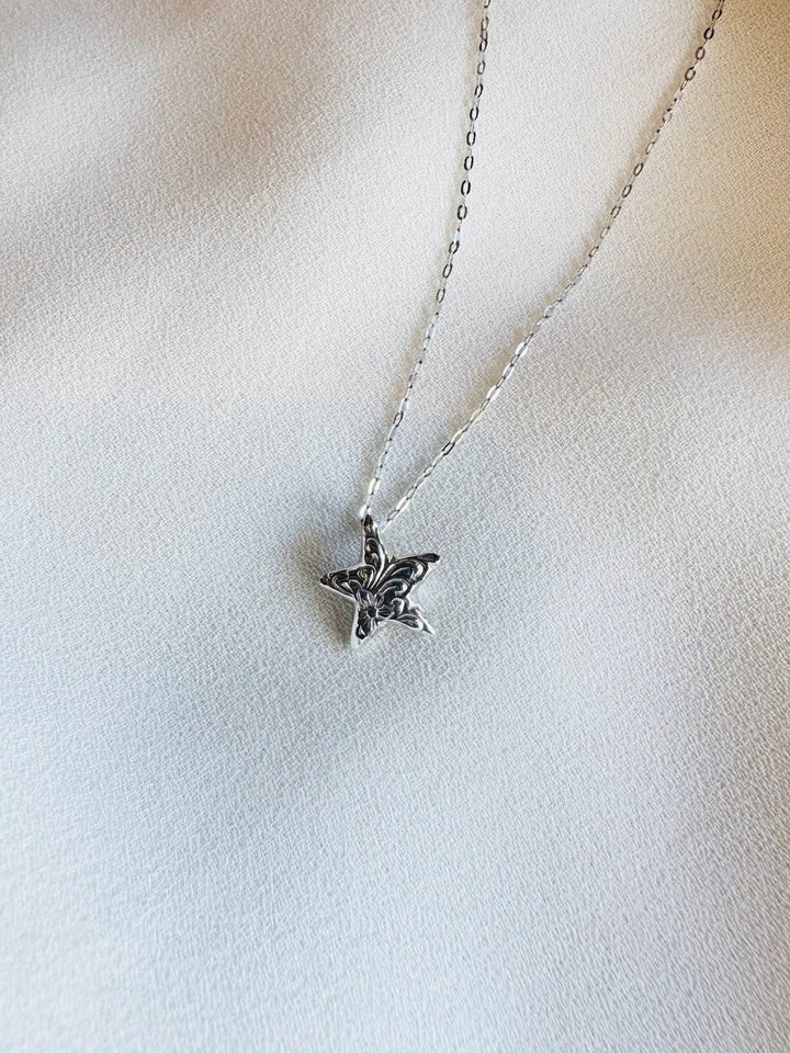 K10WG STAR BALLOON PENDANT