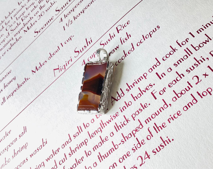 AGATE PENDANT