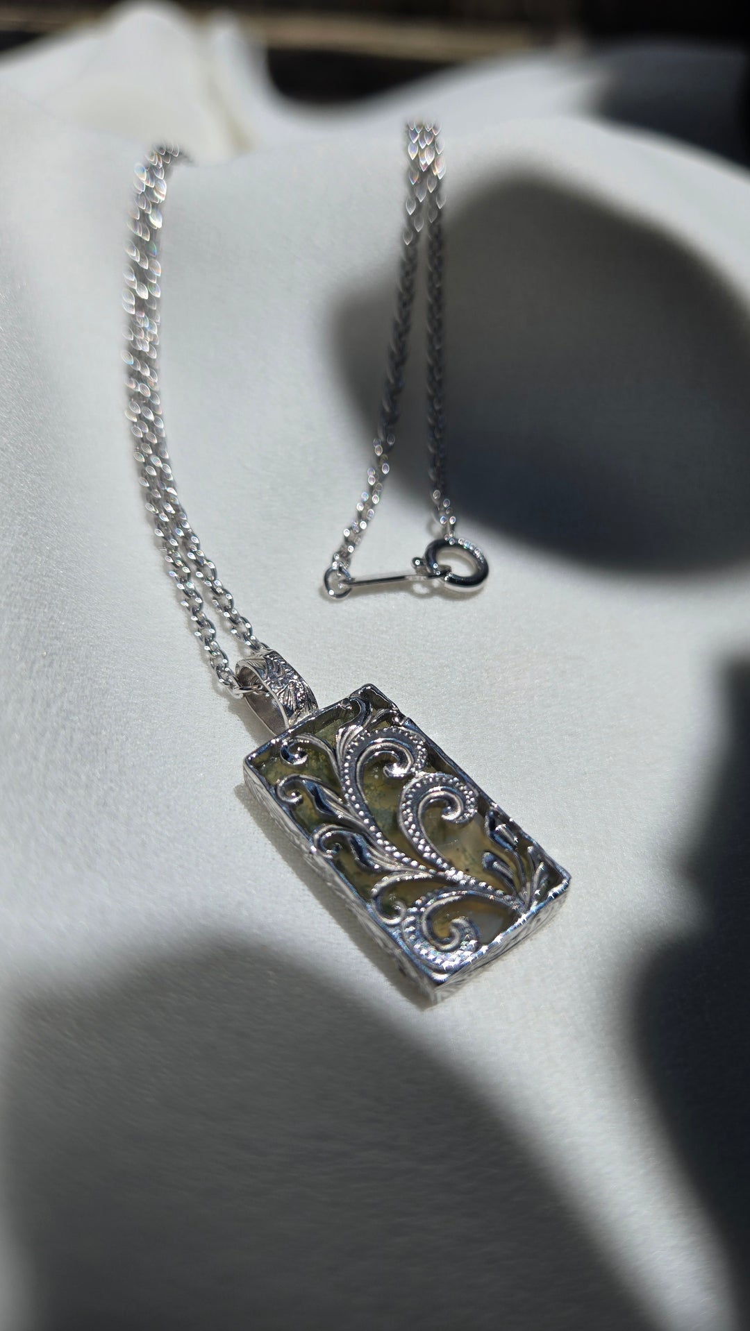 SV  AGATE RECTANGLE PENDANT