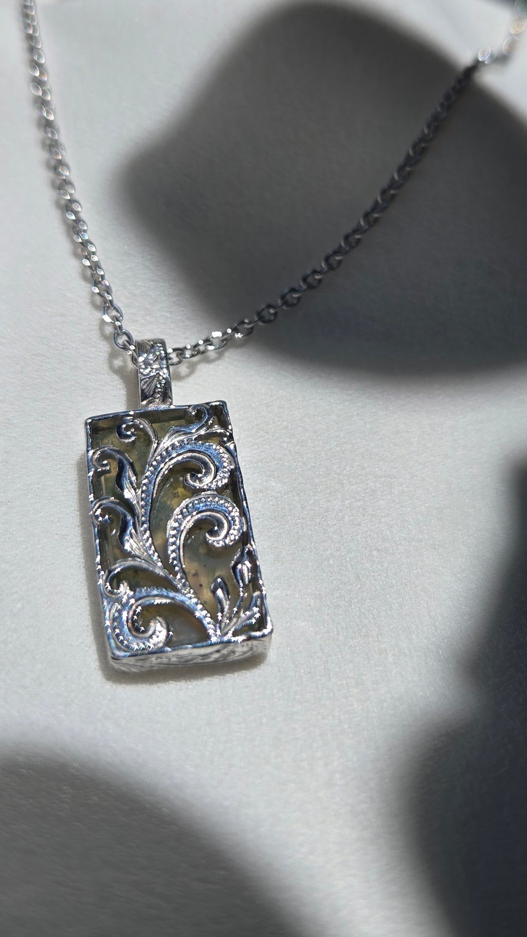 SV  AGATE RECTANGLE PENDANT