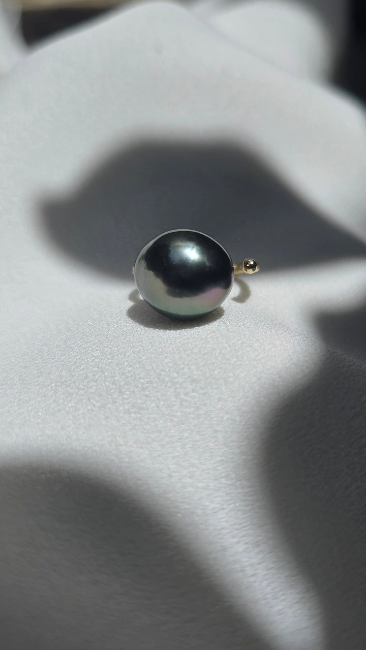 K10 BAROQUE  PEARL EARCUFF