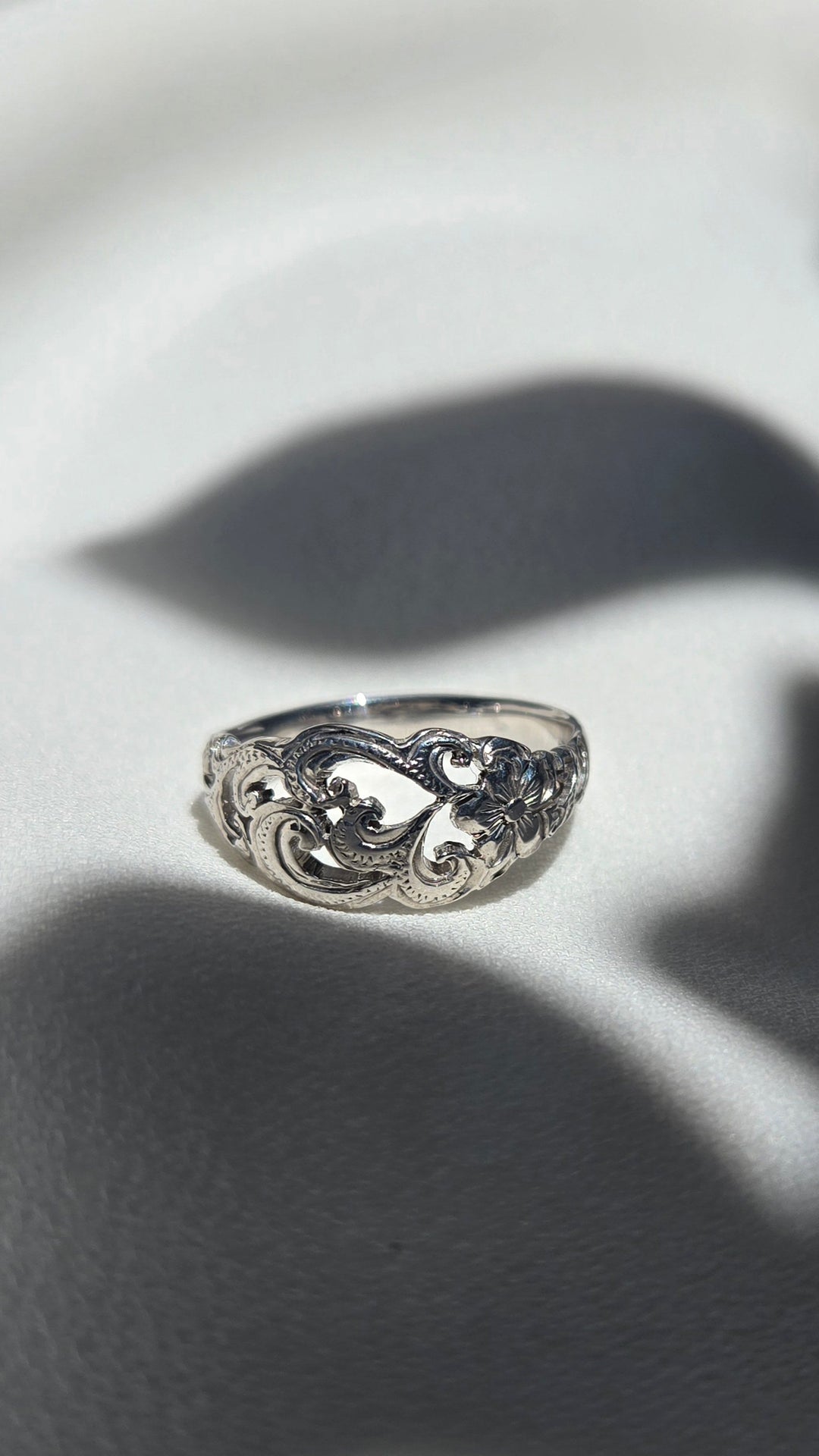 SV OVAL FILIGREE RING