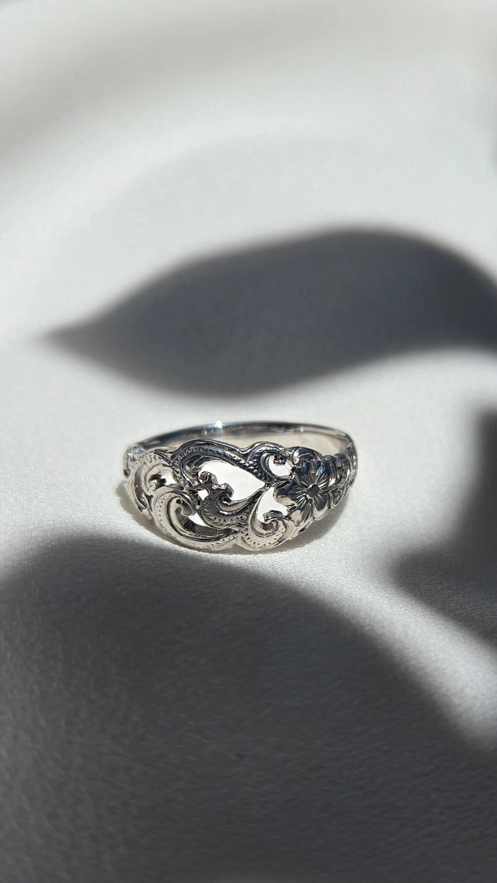SV OVAL FILIGREE RING