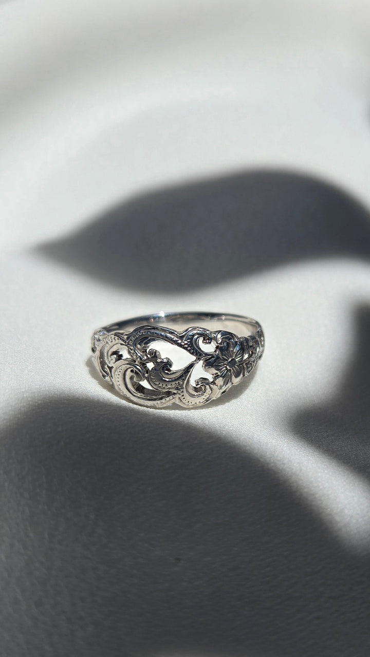 SV OVAL FILIGREE RING