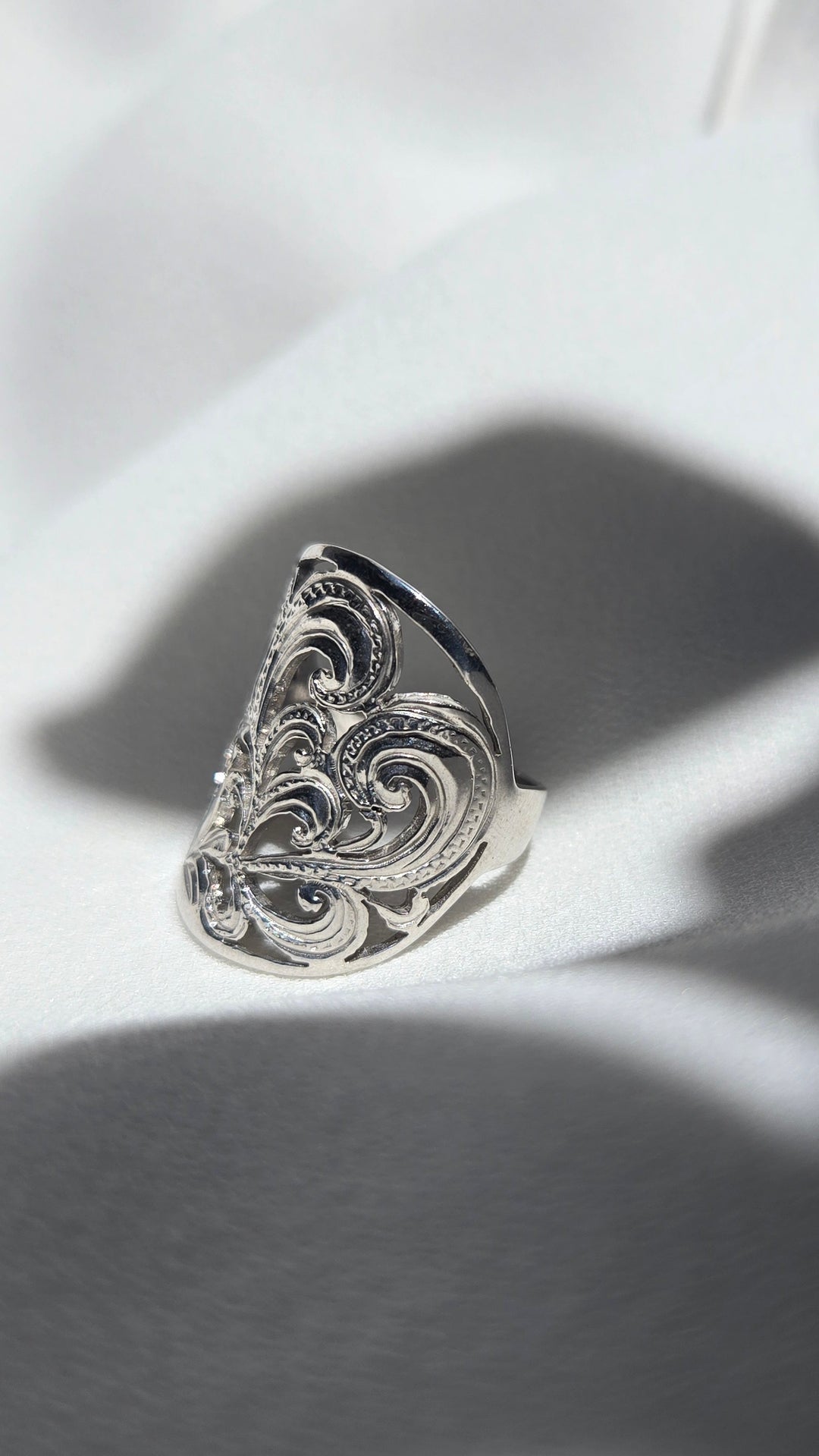 SV  NAUPAKA FILIGREE RING
