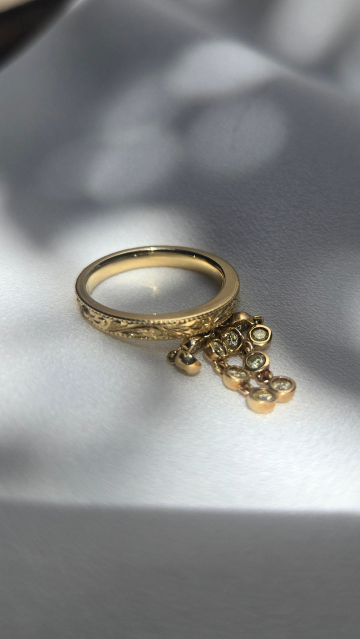 K18YG DIAMOND FRINGE RING