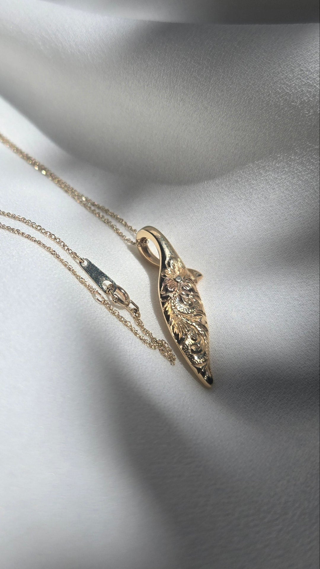 K14YG TI-LEAF PENDANT S