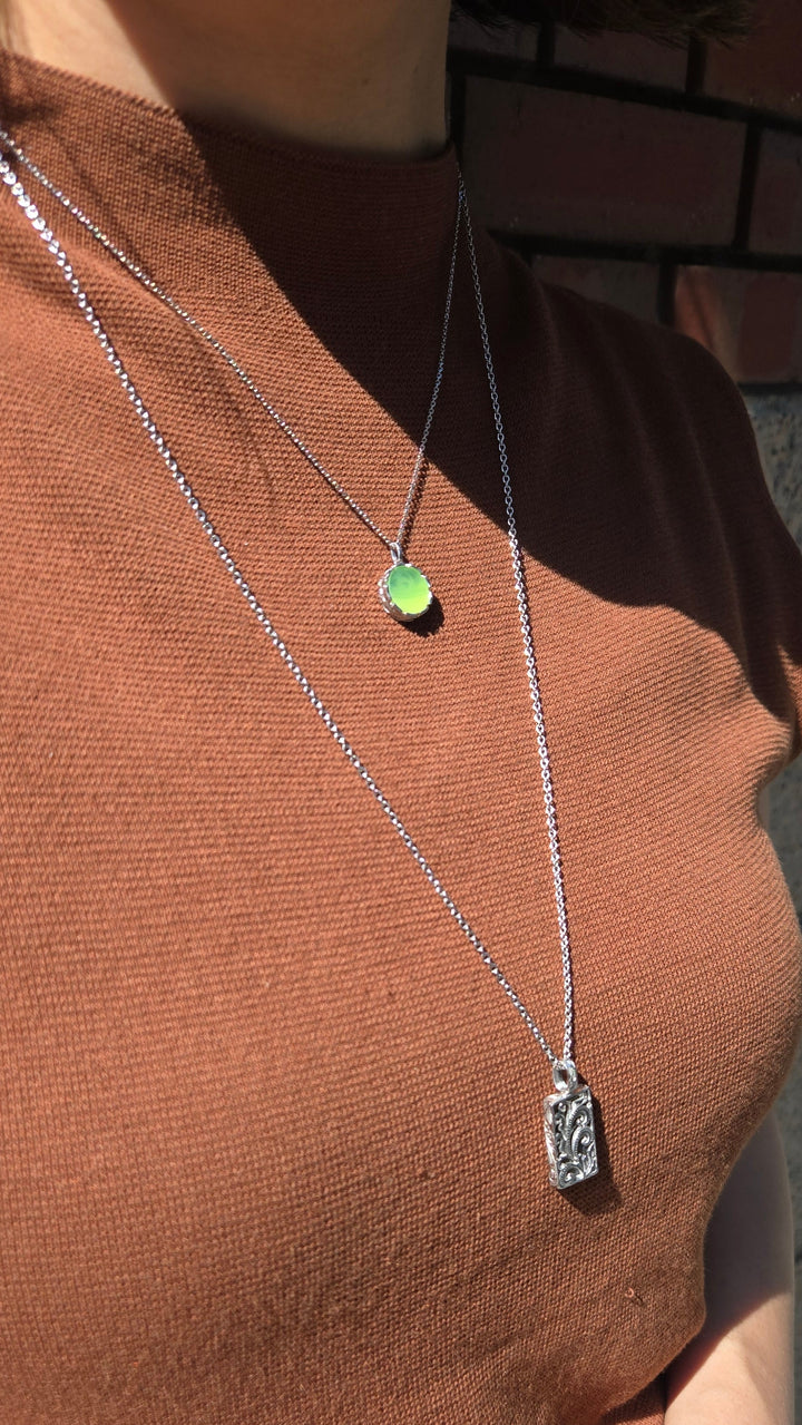 SV AGATE ROUND PLATE PENDANT