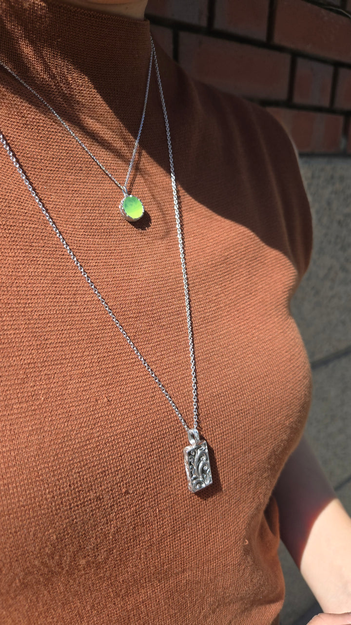 SV  AGATE RECTANGLE PENDANT