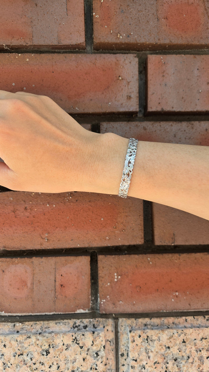 SV HIBISCUS CUFF BRACELET