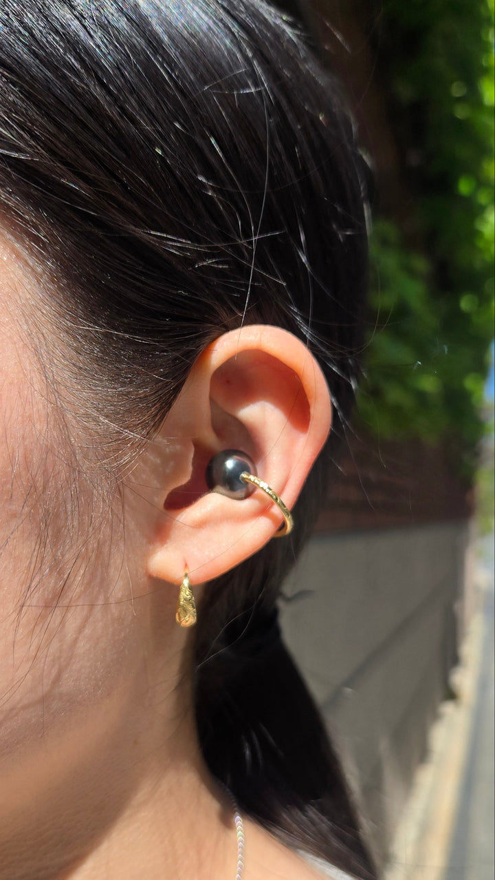 K10 BAROQUE  PEARL EARCUFF