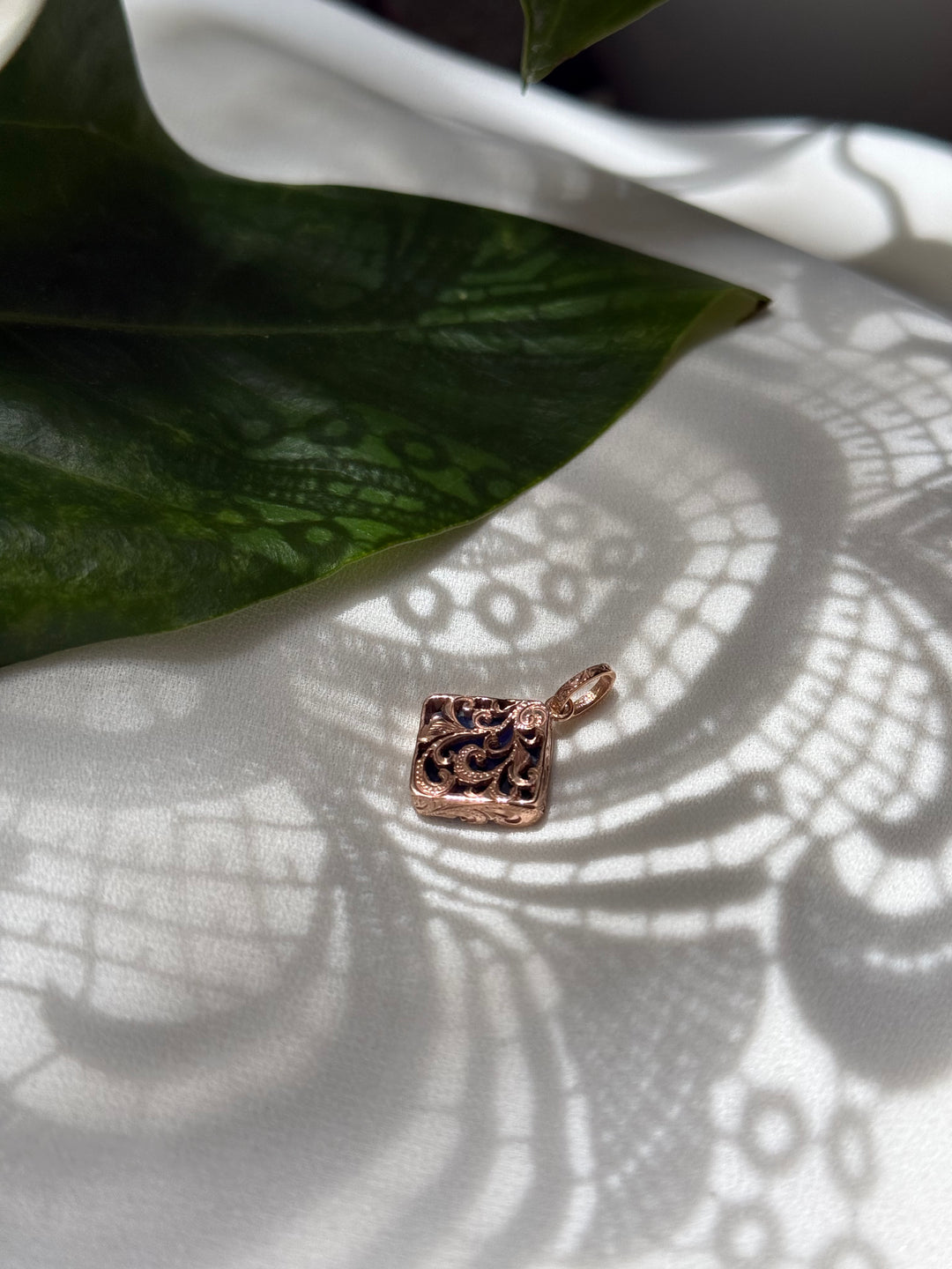 SQUARE STONE PENDANT CHARM　(MOSS AGATE)