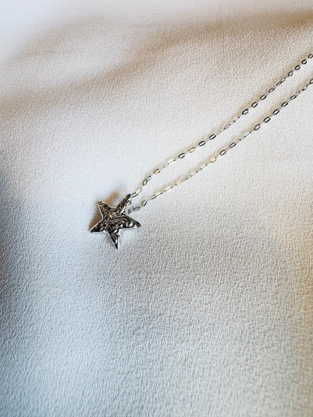 K10WG STAR BALLOON PENDANT