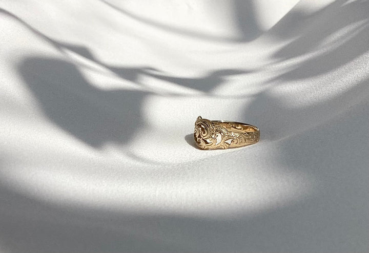 K18YG 9MM OVAL FILIGREE RING