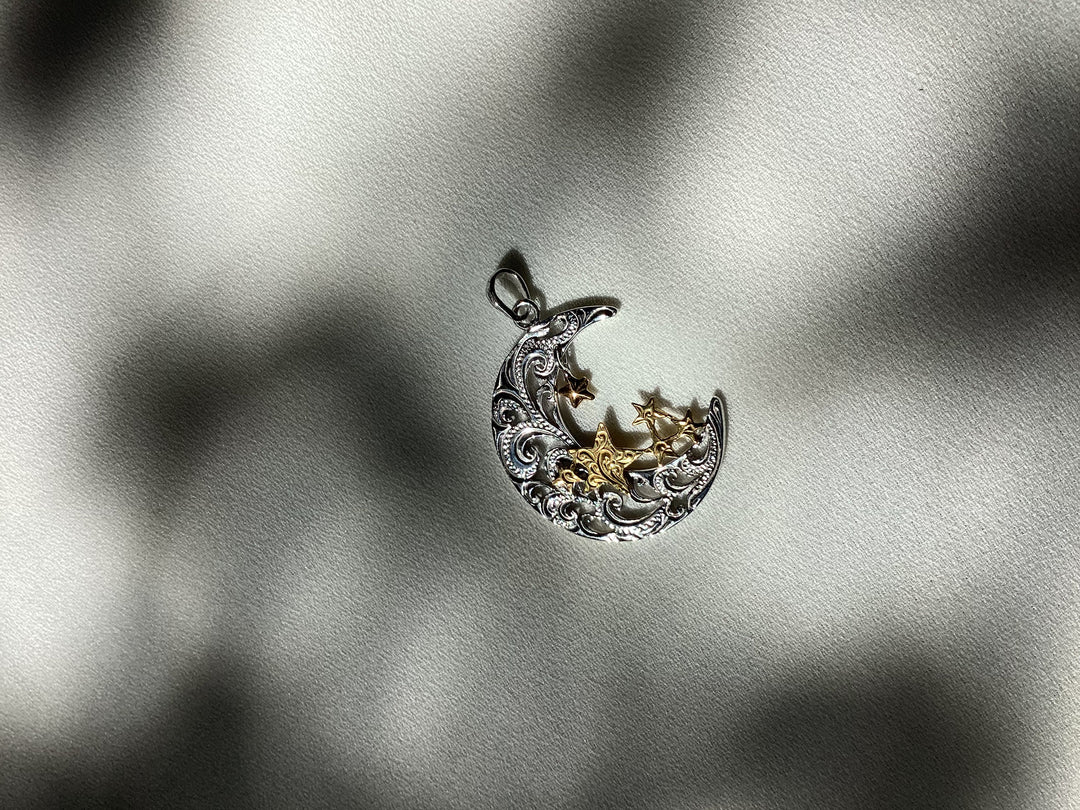 HALFMOON FILIGREE PENDANT