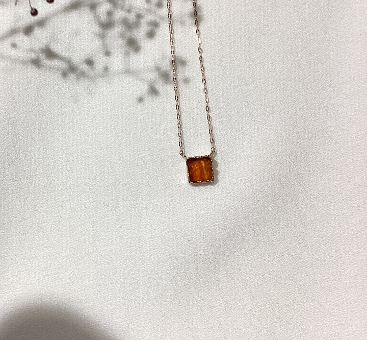 SQUARE STONE PENDANT(Sardonyx)