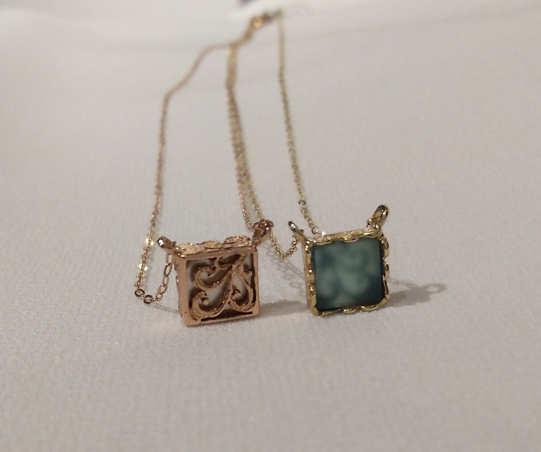 SQUARE STONE PENDANT(Sea Blue chalcedony)